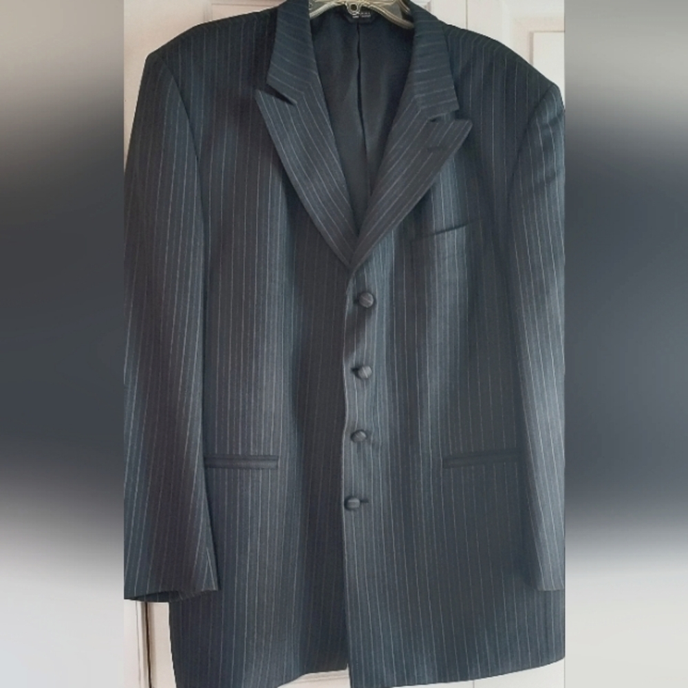 Cianni Cellini Black Pinstripe 46R Single Breasted 4 Button Jacket Blazer